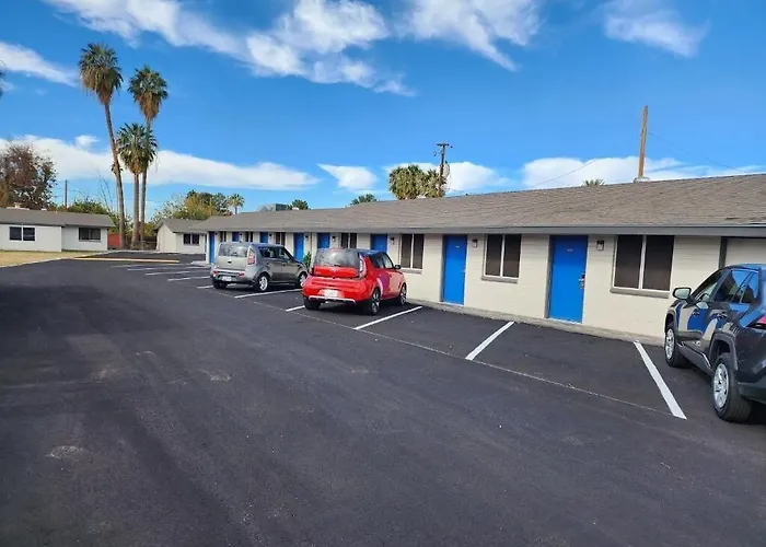 Chandler Inn 2*